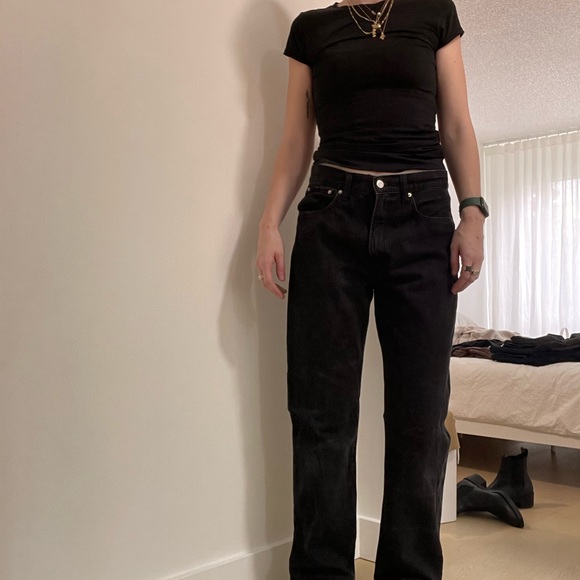 Zara ZW Collection Relaxed Mid Waist Jeans is Washed Black Size 6 - Picture 2 of 5